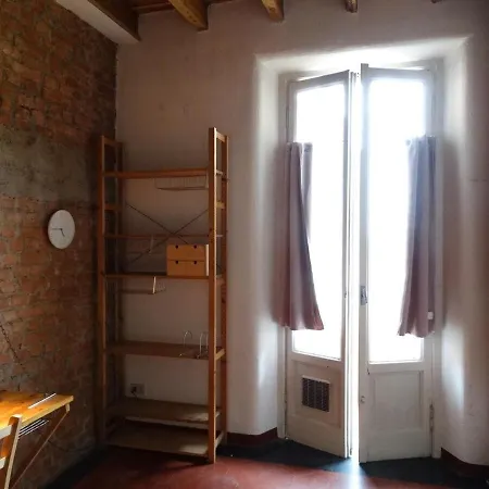 Apartman Bocconi Con Balcone Collection